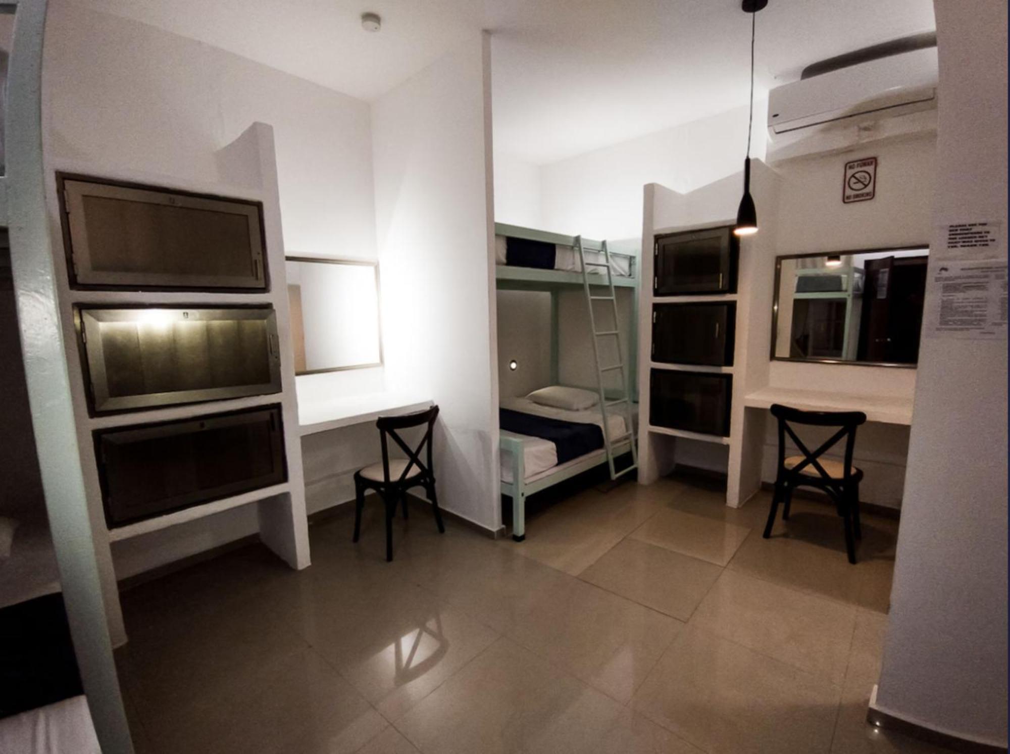 Hostal Del Mar 신데 델 카르멘 외부 사진